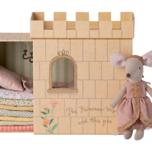 Maileg Princess and the pea, big sister mouse