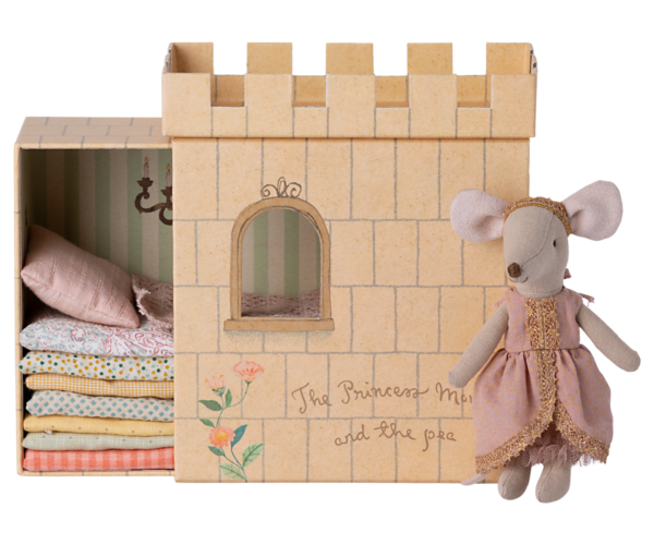 Maileg Princess and the pea, big sister mouse